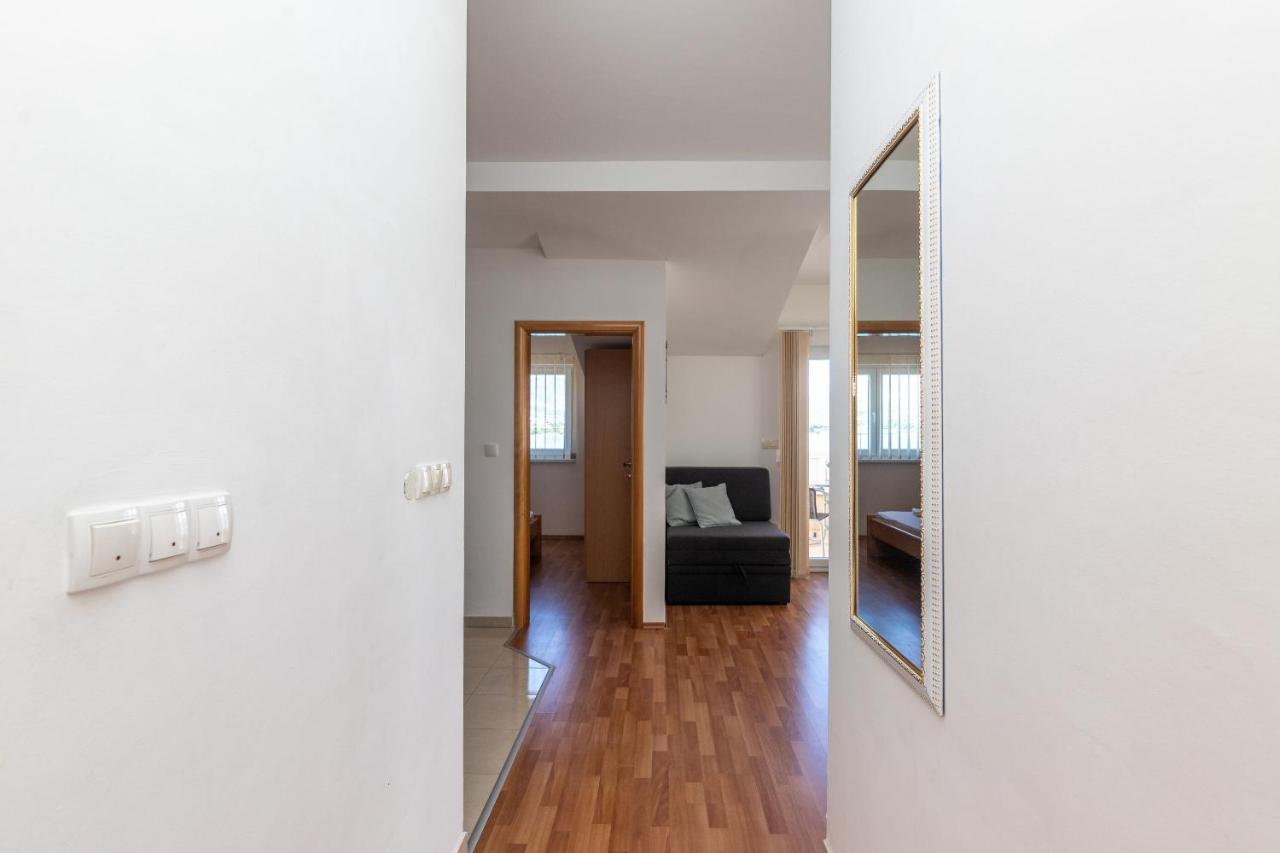 Apartments Janja Trogir Exteriér fotografie